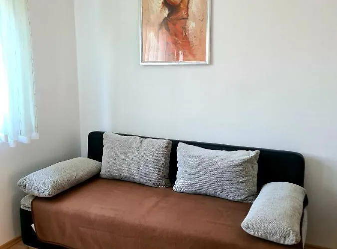 Evi\'S Apartment